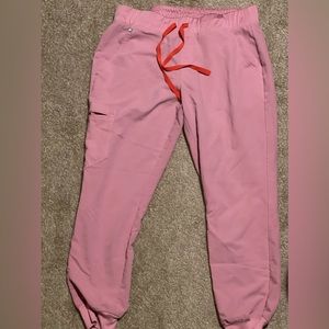 Figs joggers chalk pink